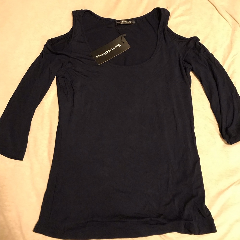 “Cold shoulder” shirt